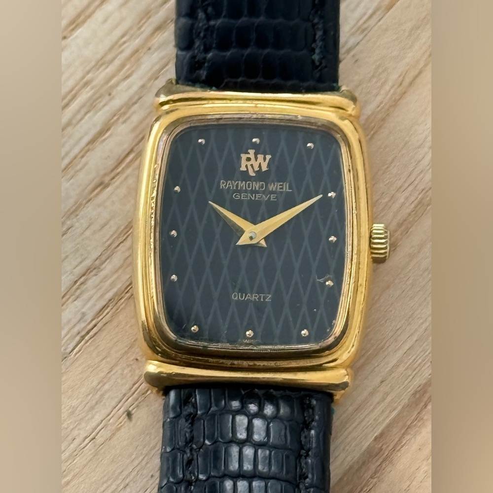 Raymond Weil Geneve Rare 18K Gold Pl Ladies Watch Black Dial Leather Strap